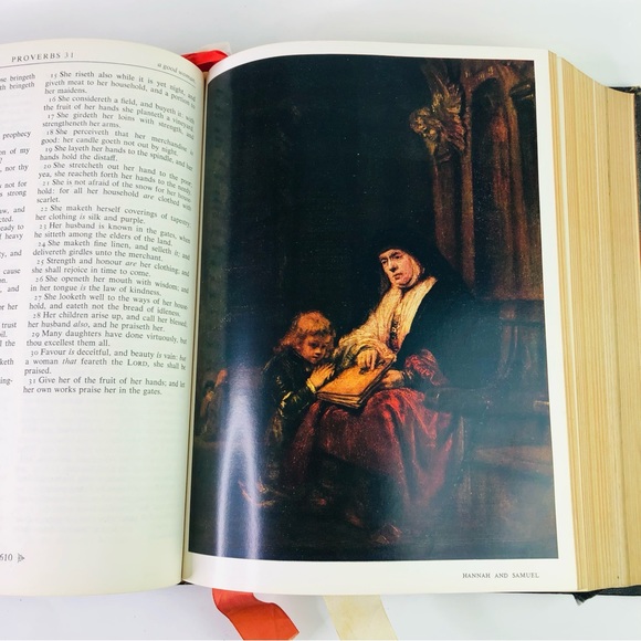 VTG Holy Bible Gold color page REMBRANDT Edition Authorized King James Version - Picture 10 of 16